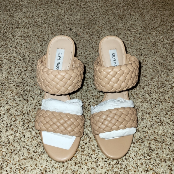 Steve Madden Shoes - Steve Madden sandals size 8.5